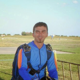gary illyes skydiving
