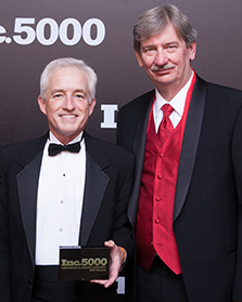 Bruce Clay receiving Inc 5000 award